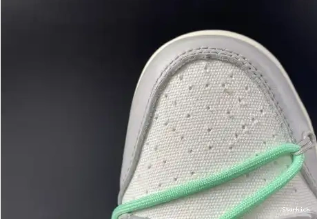 Lot Dunk O-W Nike DM1602-114 4 Low 0524